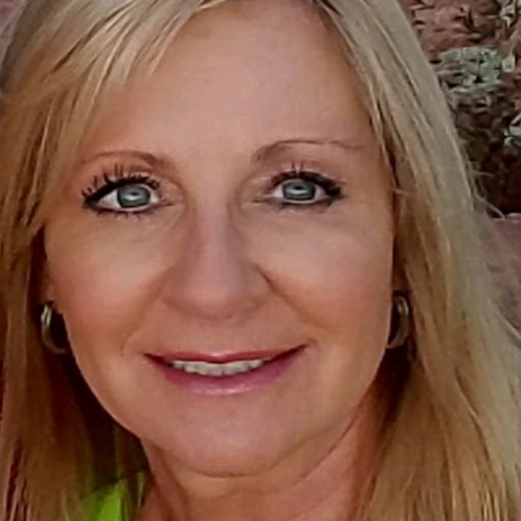 Meet your Posher, Joy - Picture 1 of 1